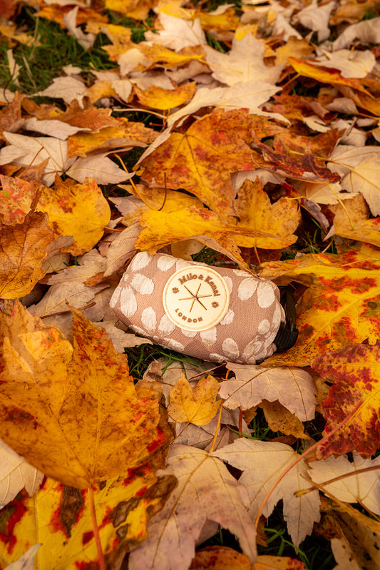 Sakura Waste Bag Holder